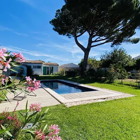 וילה Superbe Entierement Equipee Avec Piscine